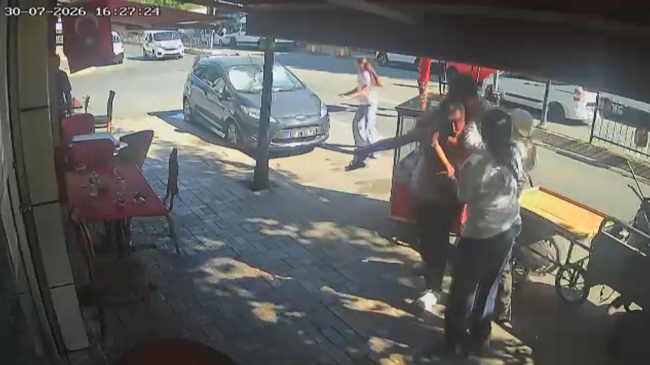 "Laf atma" kavgasında bir kişi öldü. Güvenlik kamerası görüntüleri ortaya çıktı
