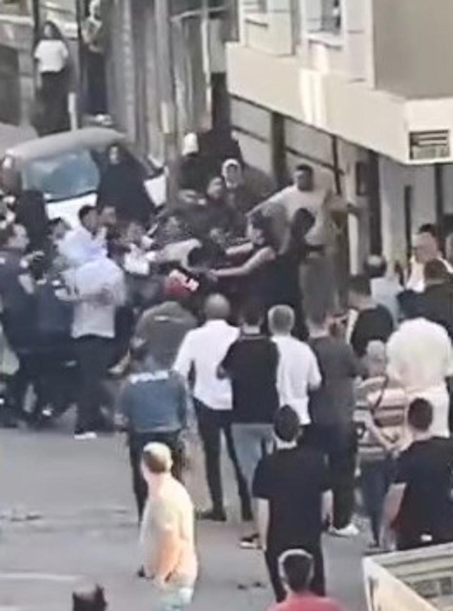 Düğün Öncesi Gelin Alımında Çıkan Kavgaya Polis Müdahalesi