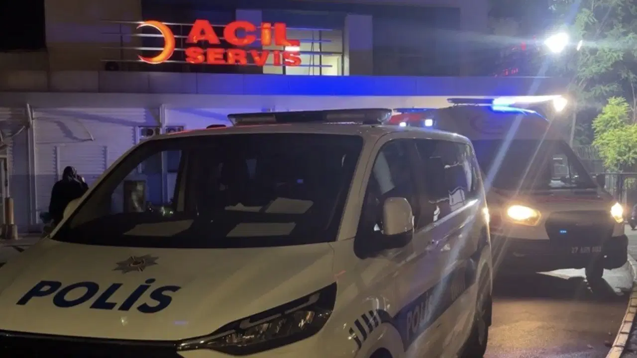 Gaziantep'te Araçta Silahlı Saldırı: Bir Kişi Hayatını Kaybetti, Saldırganlar Aranıyor