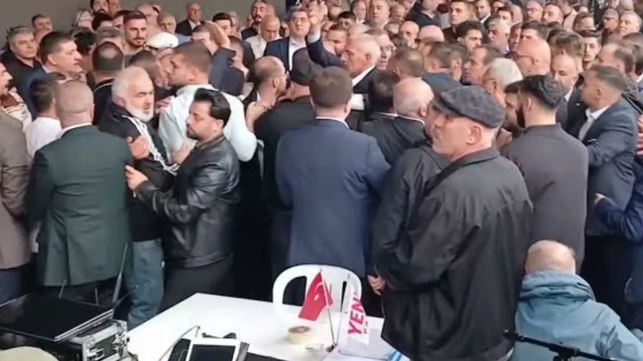 Esenyurt'taki yeni parti kongresinde gerginlik ve soruşturma başlatıldı
