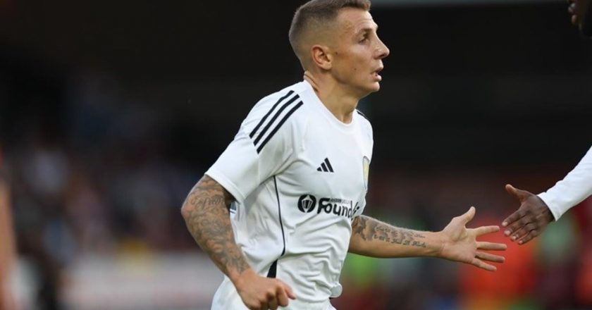 Galatasaray'da sol bek operasyonu: Giallorossi'den sürpriz hamle!