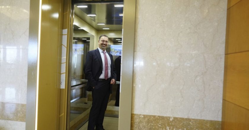 Daron Acemoğlu, Aziz Sancar'dan sonra Nobel Ödülü alan ikinci Galatasaraylı oyuncu oldu: Kulüpten tebrikler