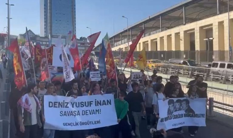 Dolmabahçe’de üç fidan anıldı: “Denizler savaşımızda ölmedi” – Türkiye haberlerini kırdı
