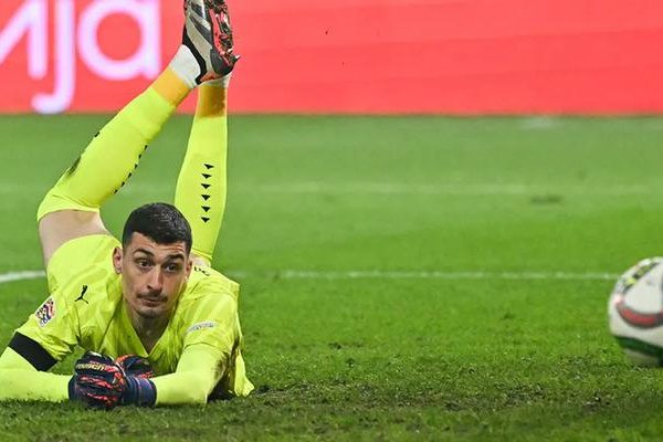 Galatasaray, Fernando Muslera Kale bulunduktan sonra kaleyi emanet ettikten sonra! Chelsea ile bir anlaşma bir zaman meselesidir