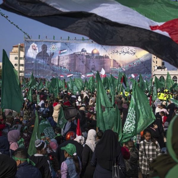 Hamas, Gazze’de yangını durdurmak için son öneriye “olumlu” cevap verdiğini açıkladı.