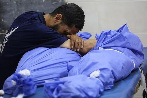 13 Filistinliler Gazze’deki İsrail saldırılarında hayatını kaybetti