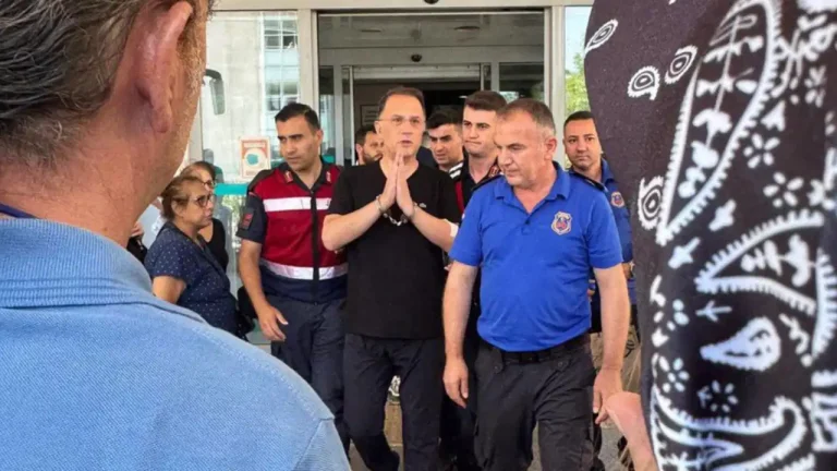 Mehmet Murat Çalek yine hapishaneye hitap etti! – Türkiye haberlerini kırmak