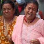 Video. Nepal protestolarında ölüm sayısı artarken, aileler izlemeye devam ediyor