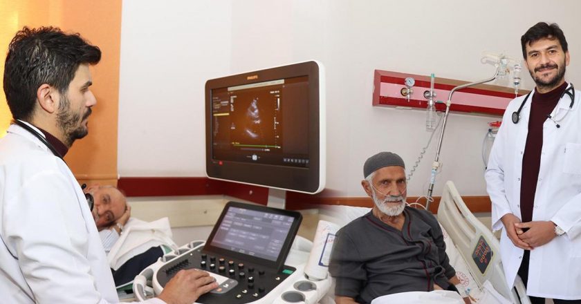 Çok nadir bir olay! ‘Nefes alamıyorum’ dedi ve acile gitti: Kalbinden 1 litre sıvı çekildi