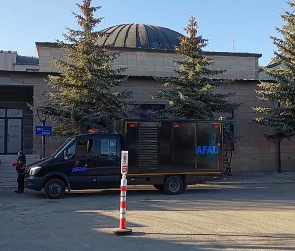 Erzurum’da sülfür gazı alarmı: Okullar tatil, termal tesisler kapandı!