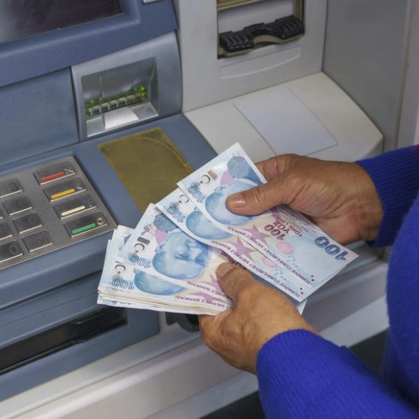 2026 Ocak Emekli Maaşı Zammı: En Düşük Emekli Ücreti Ne Kadar Artacak?